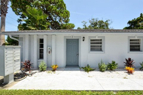 Appartement à louer à Bradenton, Floride: 2 chambres, 65.03 m2 № 2407055 - photo 2