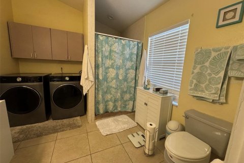 Immobilier commercial à vendre à Saint Petersburg, Floride: 6 chambres, 236.06 m2 № 1805550 - photo 24