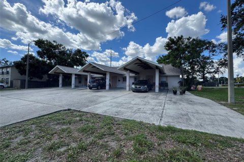 Immobilier commercial à vendre à Saint Petersburg, Floride: 6 chambres, 236.06 m2 № 1805550 - photo 2