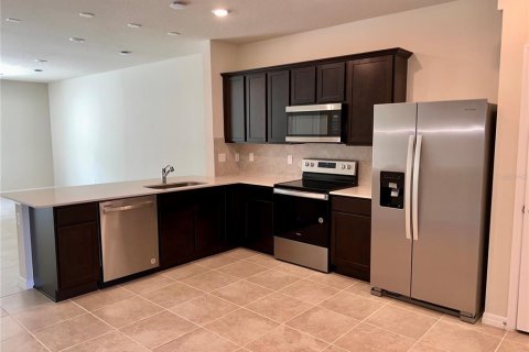 Adosado en alquiler en Kissimmee, Florida, 3 dormitorios, 157.84 m2 № 1876927 - foto 3