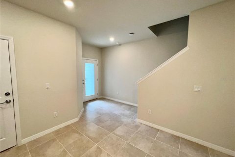 Adosado en alquiler en Kissimmee, Florida, 3 dormitorios, 157.84 m2 № 1876927 - foto 8
