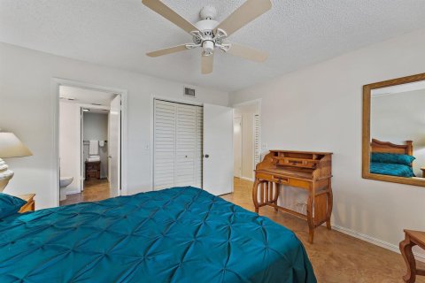 Condo in Jupiter, Florida, 1 bedroom  № 2181305 - photo 9