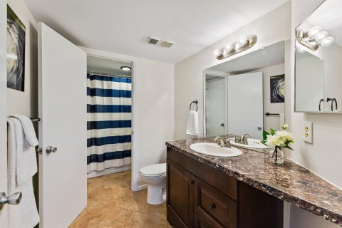 Condo in Jupiter, Florida, 1 bedroom  № 2181305 - photo 13