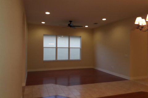 Casa en venta en Fort Myers, Florida, 4 dormitorios, 226.5 m2 № 2247849 - foto 6
