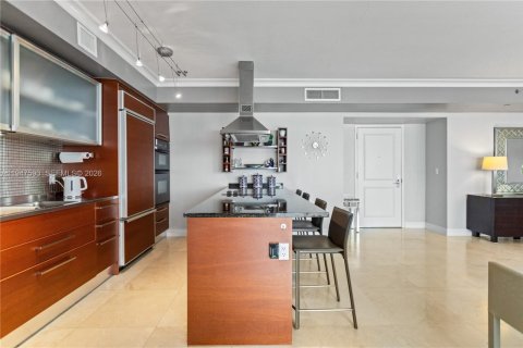 Condominio en venta en Hallandale Beach, Florida, 2 dormitorios, 165.55 m2 № 2004104 - foto 5