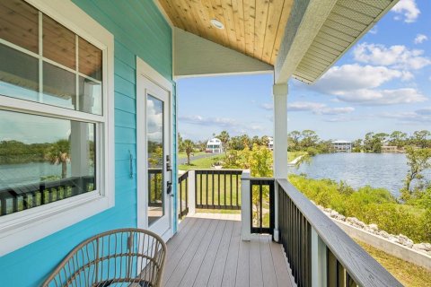 House in New Port Richey, Florida 2 bedrooms, 65.59 sq.m. № 1808517 - photo 15