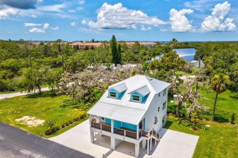 House in New Port Richey, Florida 2 bedrooms, 65.59 sq.m. № 1808517 - photo 5