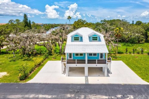 House in New Port Richey, Florida 2 bedrooms, 65.59 sq.m. № 1808517 - photo 3