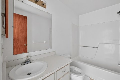 Copropriété à vendre à Winter Haven, Floride: 2 chambres, 116.31 m2 № 1817302 - photo 23