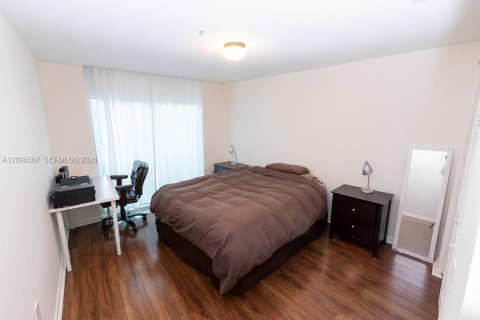 Copropriété à vendre à Miami Beach, Floride: 2 chambres, 125.05 m2 № 2399879 - photo 16