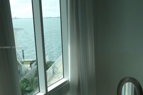 Copropriété à vendre à Miami Beach, Floride: 2 chambres, 125.05 m2 № 2399879 - photo 22