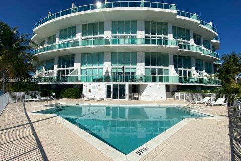 Condo à Miami Beach, Floride, 2 chambres  № 2399879