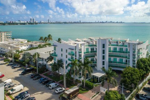 Copropriété à vendre à Miami Beach, Floride: 2 chambres, 125.05 m2 № 2399879 - photo 29