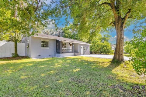 House in Orlando, Florida 3 bedrooms, 104.52 sq.m. № 1793959 - photo 2