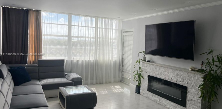 Condo in Miami, Florida, 1 bedroom  № 1946923