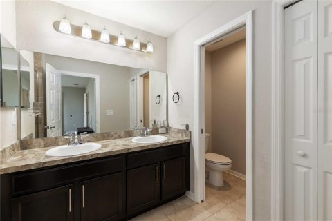 Adosado en venta en Sarasota, Florida, 3 dormitorios, 199.09 m2 № 2125245 - foto 19