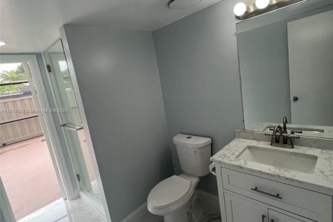 Townhouse in Palm Beach Gardens, Florida 3 bedrooms, 118.54 sq.m. № 1768203 - photo 29