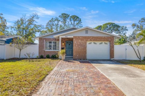 Casa en Saint Petersburg, Florida 3 dormitorios, 146.88 m2 № 2096292