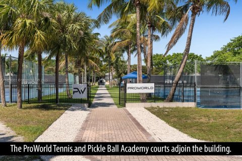 Condo in Delray Beach, Florida, 2 bedrooms № 1979343 - photo 29