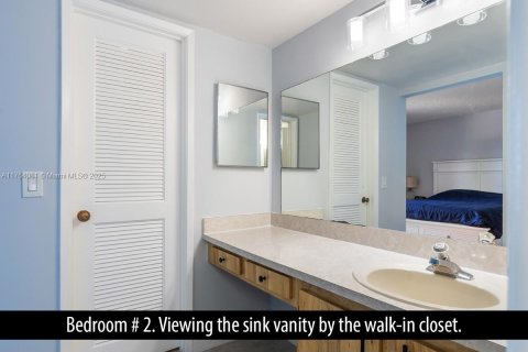 Condo in Delray Beach, Florida, 2 bedrooms № 1979343 - photo 24