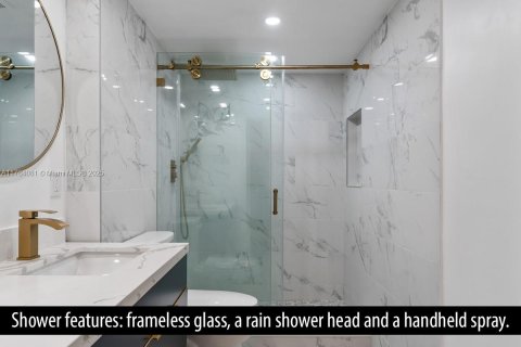 Condo in Delray Beach, Florida, 2 bedrooms № 1979343 - photo 20