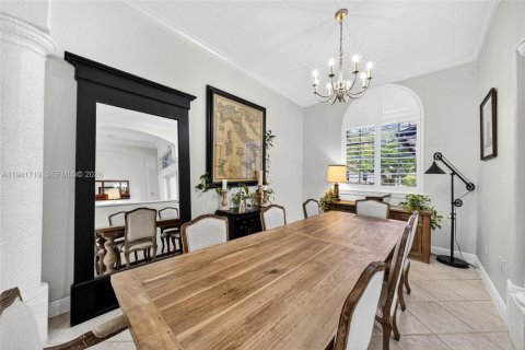 Купить виллу или дом в Майами, Флорида 5 спален, 277.41м2, № 1999338 - фото 15