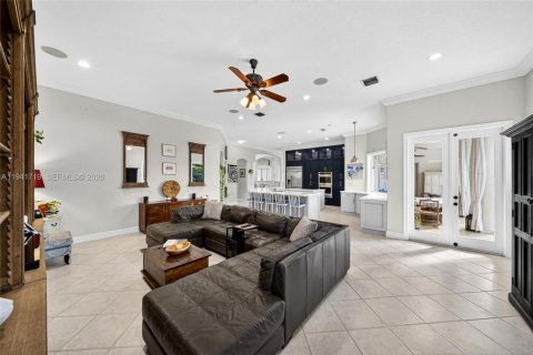 Купить виллу или дом в Майами, Флорида 5 спален, 277.41м2, № 1999338 - фото 30