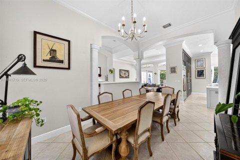 Купить виллу или дом в Майами, Флорида 5 спален, 277.41м2, № 1999338 - фото 14