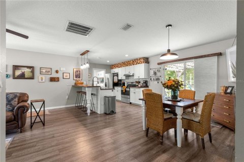 Villa ou maison à louer à Ocala, Floride: 3 chambres, 118.82 m2 № 2148891 - photo 13