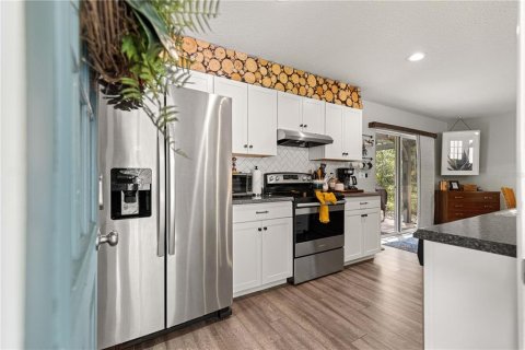 Villa ou maison à louer à Ocala, Floride: 3 chambres, 118.82 m2 № 2148891 - photo 16