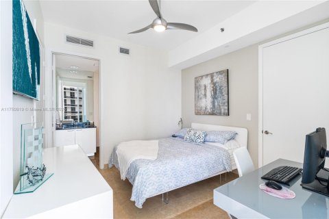 Снять в аренду кондоминиум в Санни-Айлс-Бич, Флорида 3 спальни, 183.85м2, № 1959443 - фото 23