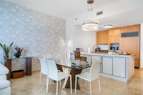 Снять в аренду кондоминиум в Санни-Айлс-Бич, Флорида 3 спальни, 183.85м2, № 1959443 - фото 11