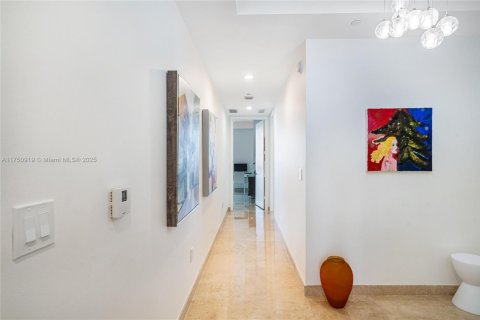 Снять в аренду кондоминиум в Санни-Айлс-Бич, Флорида 3 спальни, 183.85м2, № 1959443 - фото 26