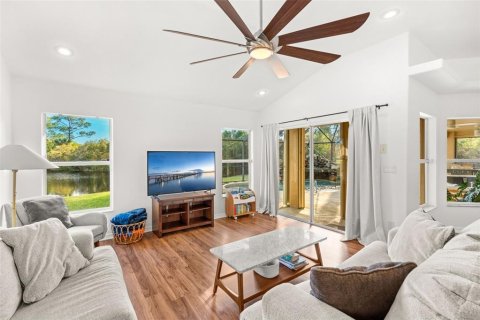 Casa en venta en Rockledge, Florida, 4 dormitorios, 210.24 m2 № 1716718 - foto 13