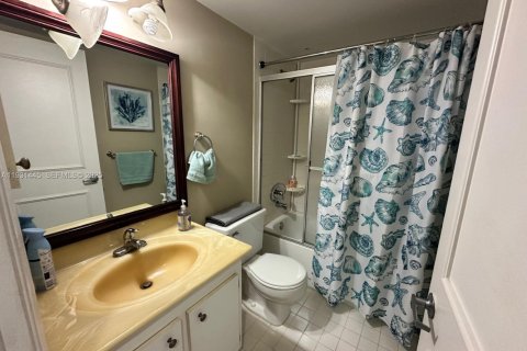 Condominio en venta en Pembroke Pines, Florida, 2 dormitorios, 108.32 m2 № 2034695 - foto 21