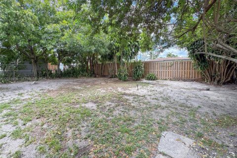 Casa en venta en Oakland Park, Florida, 3 dormitorios № 2078105 - foto 23