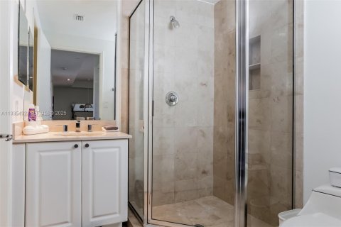 Condominio en alquiler en Key Biscayne, Florida, 3 dormitorios, 206.24 m2 № 1993694 - foto 22