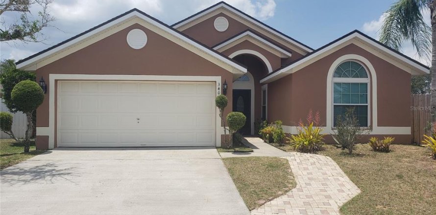 House in Davenport, Florida 4 bedrooms, 153.66 sq.m. № 1745542