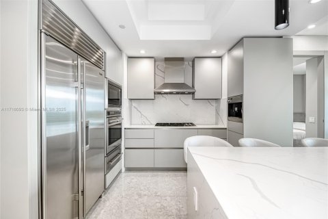 Condominio en venta en Bal Harbour, Florida, 2 dormitorios, 186.64 m2 № 1467758 - foto 7