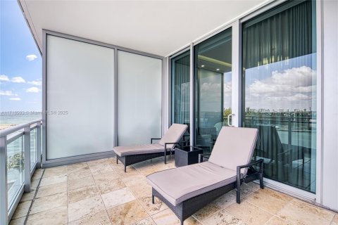 Condominio en venta en Bal Harbour, Florida, 2 dormitorios, 186.64 m2 № 1467758 - foto 22