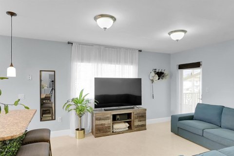 Appartement à louer à Pompano Beach, Floride: 2 chambres, 69.68 m2 № 2262090 - photo 6