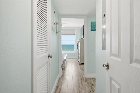 Condominio en venta en Madeira Beach, Florida, 2 dormitorios, 112.41 m2 № 2229519 - foto 5