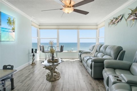 Condominio en venta en Madeira Beach, Florida, 2 dormitorios, 112.41 m2 № 2229519 - foto 1