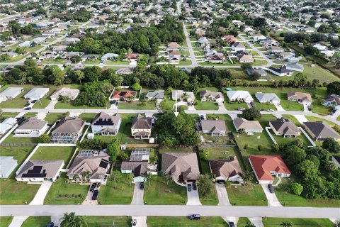 Land in Saint Lucie, Florida № 1901732 - photo 12