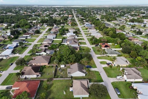 Land in Saint Lucie, Florida № 1901732 - photo 15