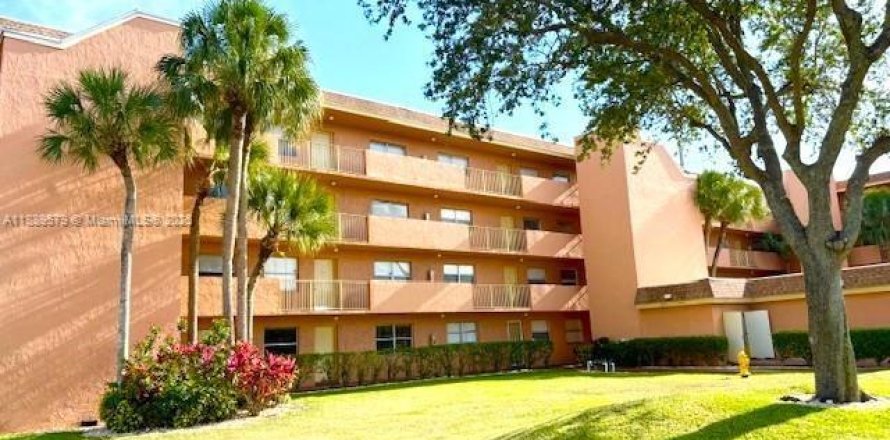 Appartement à Sunrise, Floride 2 chambres, 102.19 m2 № 1938731