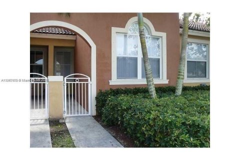 Adosado en venta en Homestead, Florida, 3 dormitorios, 112.97 m2 № 1833970 - foto 2