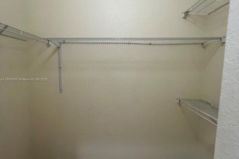 Adosado en venta en Homestead, Florida, 3 dormitorios, 112.97 m2 № 1833970 - foto 14