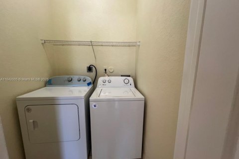Adosado en venta en Homestead, Florida, 3 dormitorios, 112.97 m2 № 1833970 - foto 26