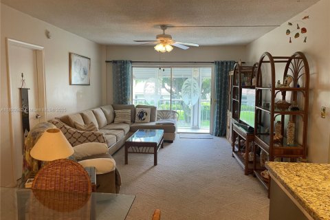 Copropriété à louer à Boca Raton, Floride: 3 chambres, 132.11 m2 № 1938349 - photo 1